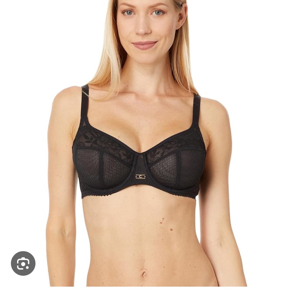Chantelle  underwire black bra size 32D